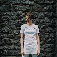 футболка с белым кружевом. | must have | Дом Моды IVANOVA - разработка и пошив дизайнерской одежды и аксессуаров